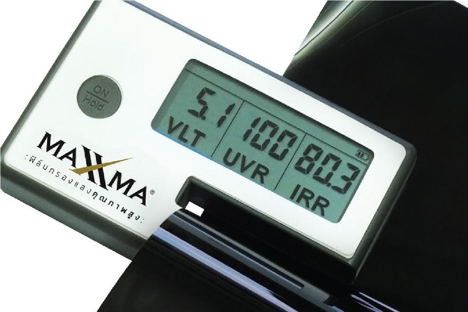 ฟิล์มอาคาร MAXXMA ปกป้องคนในครอบครัวและบ้านจากอันตรายของกระจกแตกและรังสี UV