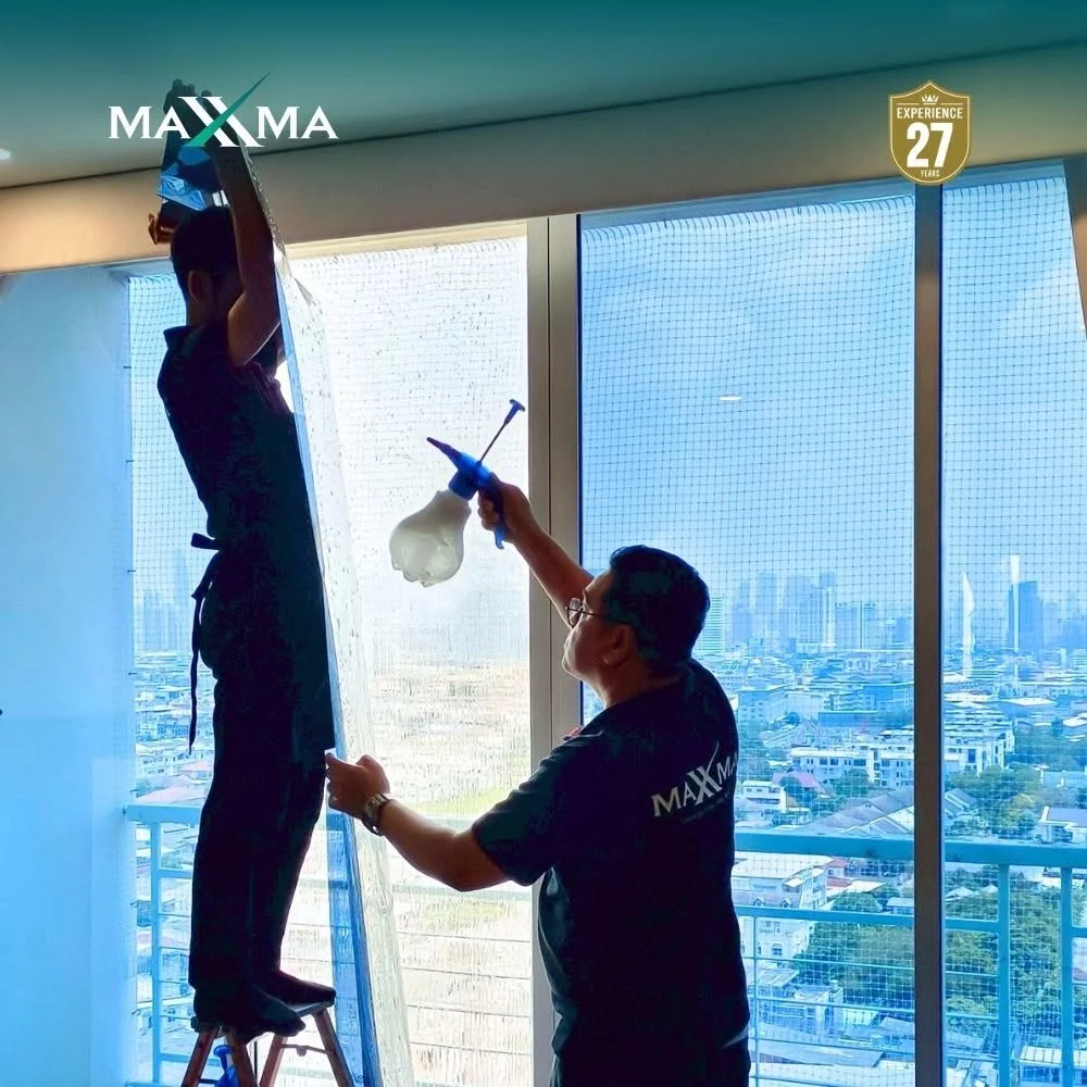 Strengthening high-traffic sliding doors and floor-to-ceiling glass to prevent impact accidents and fragment scatter.